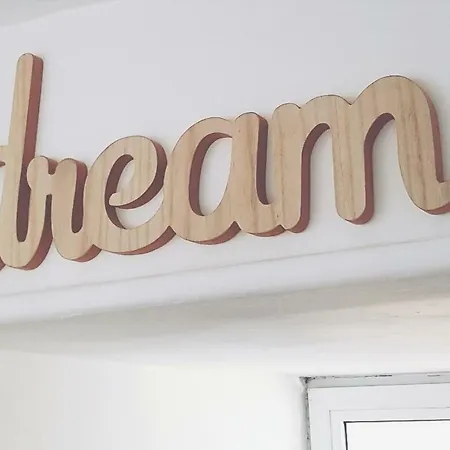 Apartman Holidays In *