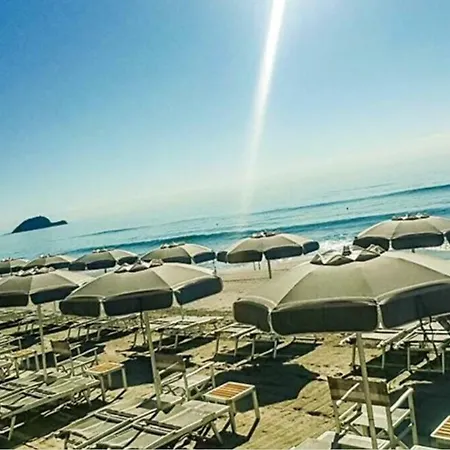 Holidays In * Alassio